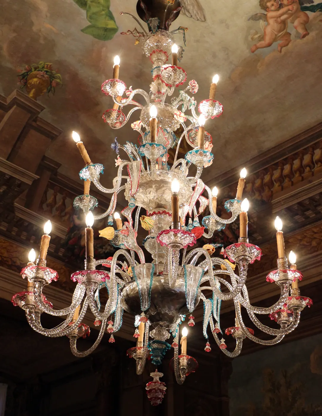 Lustre Murano em palácio